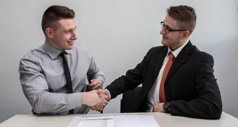 A Quick Look at How Giving Employee Recognition Pins Can Inc A Quick Look at How Giving Employee Recognition Pins Can Increase Morale