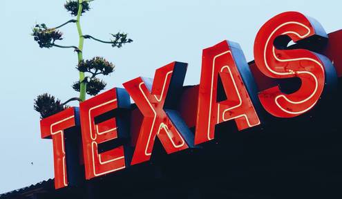 Tailoring Online Nursing Education to the Diversity in Texas Tailoring Online Nursing Education to the Diversity in Texas