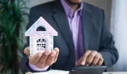 How To Become A Business Broker: A Guide How To Become A Business Broker: A Guide