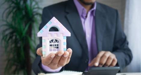 How To Become A Business Broker: A Guide How To Become A Business Broker: A Guide