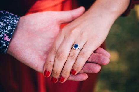 The Dos and Don'ts of Buying an Engagement Ring