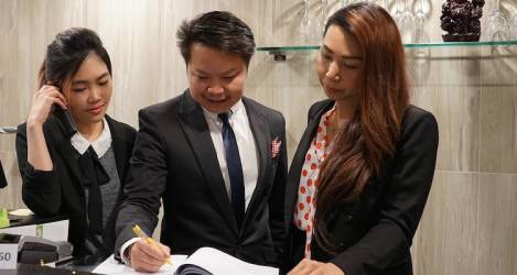 From Hotels to Events: A Comprehensive Guide to Hospitality Degrees