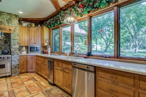 4 Compelling Reasons to Replace Your Windows